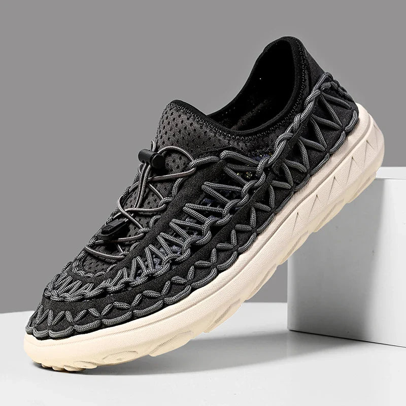 Black / 13.5