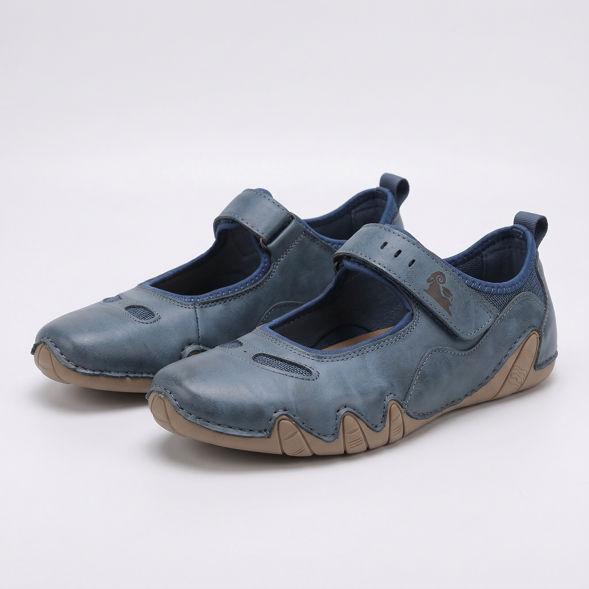 Marineblau / 42